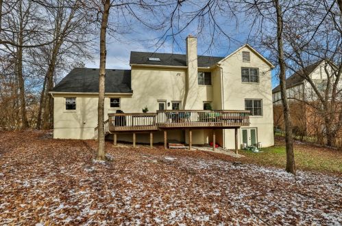 8905 Appleseed Dr, Cincinnati OH  45249-1781 exterior