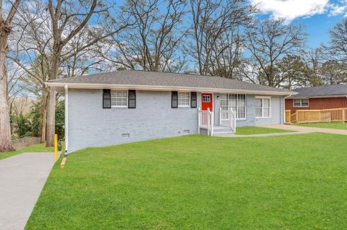 1555 Mountain View Cir, Conyers GA  30012-4023 exterior
