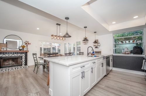 9244 Flax Pl, Riverside, CA 92503-5665