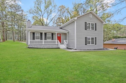 2000 Lost Forest Ln, Conyers GA  30094-6123 exterior