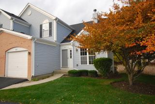 6813 Wellsley Ct, Gurnee, IL 60031-4010