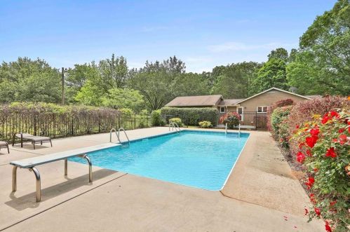 4203 Mason Creek Rd, Winston GA  30187-1558 exterior