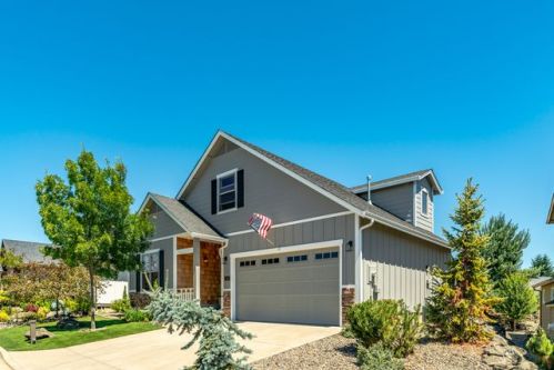 430 Backwater Loop, Sutherlin, OR 97479-8811