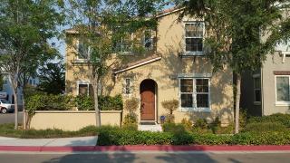 2218 Wellington Dr, Tracy, CA 95376-8751