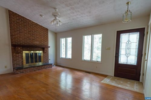 610 Ardwood Rd, Earlysville, VA 22936-9207
