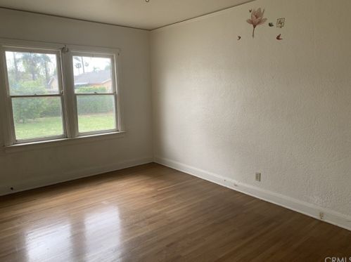 811 Zeyn St, Anaheim CA  92805-1842 exterior