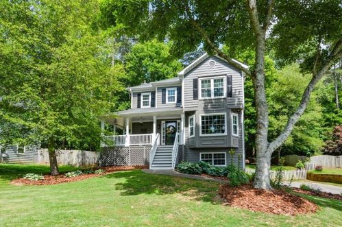 609 Sweet Basil Ln, Holly Springs, GA 30189-6927
