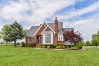 209 Longview Dr, Portland, TN 37148-1638