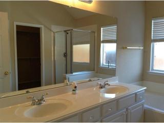 2661 Nova Park Ct, Rockwall TX  75087-6406 exterior