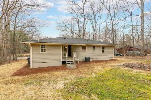 150 Scott Blvd, Stockbridge GA 30281-3855 exterior