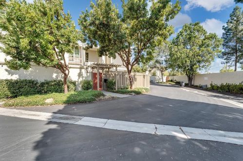 505 Cascade Ter, Sunnyvale, CA 94087-3248