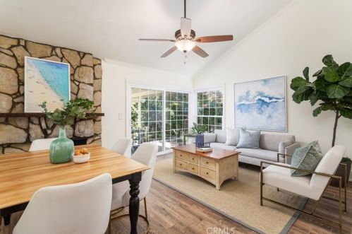 5042 Doanoke Ave, Irvine CA  92604-2407 exterior