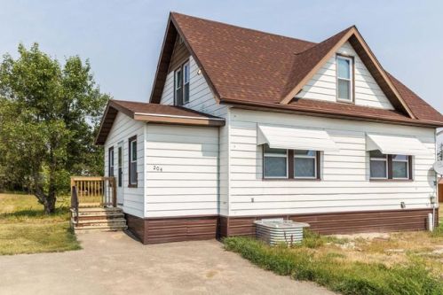 204 6th Ave, Wheelock, ND 58849-4935
