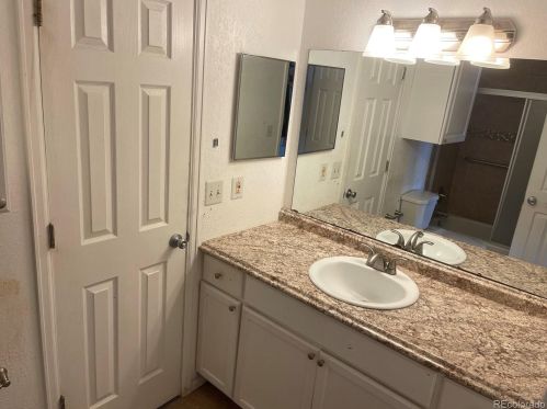 956 Zeno Way, Aurora CO  80017-3392 exterior