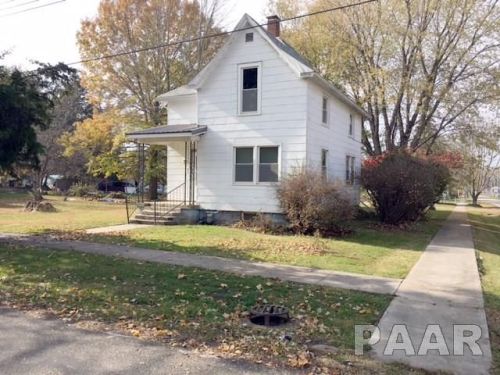 403 8th St, Cuba, IL 61427-5208