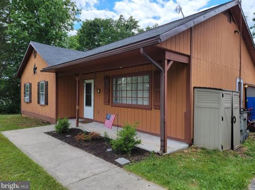 239 Wishbone Cir, Hedgesville, WV 25427-5461