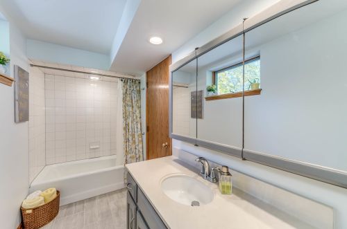 414 Una Ave, Lemont IL  60439-4536 exterior