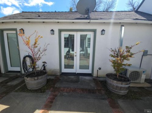 707 Standley St, Ukiah CA  95482-4224 exterior