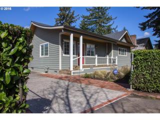 6437 Wygant St, Portland, OR 97218-3155