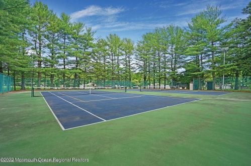 43 Lexington Ct, Tinton Falls NJ 07701-5471 exterior