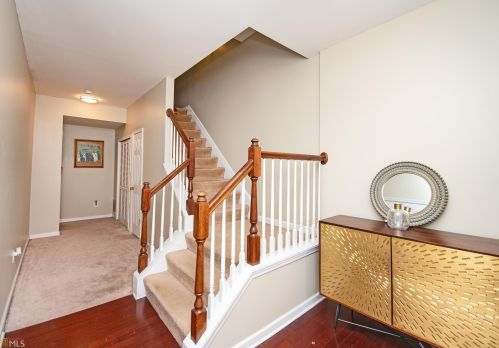 748 Celeste Ln, Atlanta GA  30331-8606 exterior