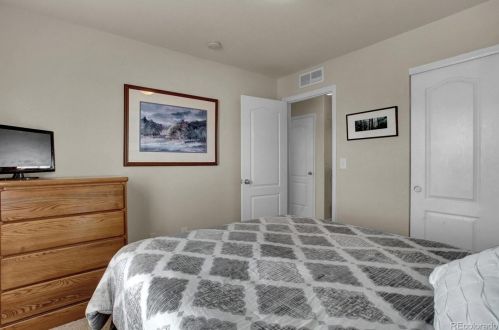 24364 4th Dr, Aurora CO  80018-1593 exterior