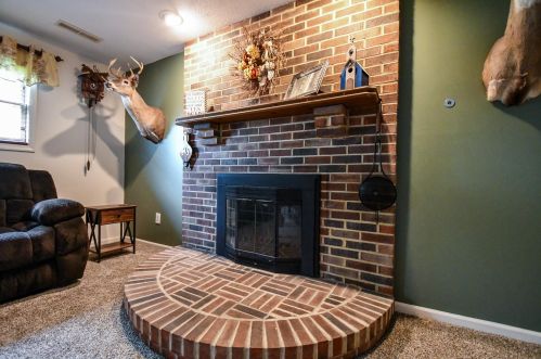 3592 Hampton Rd, Springfield OH  45502-9690 exterior