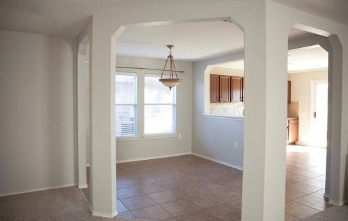 1217 Anise Dr, Austin TX  78741-7528 exterior