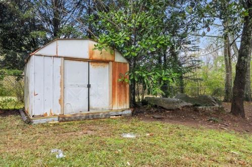 3005 Riviera Dr, Conyers GA  30012-2756 exterior