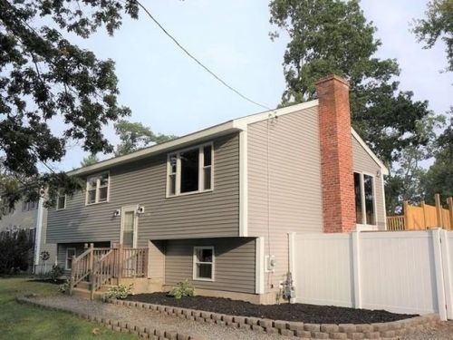 315 Columbia Ave, Warwick, RI 02888-3658