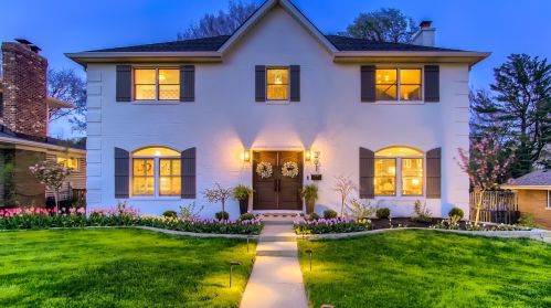 261 Spring Ave, Glendale Heights, IL 60137-4823