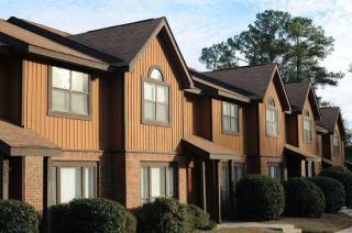 100 Salem Glen Way, Conyers GA  30013-5323 exterior