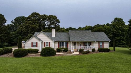 2478 Bear Creek Rd, Statham, GA 30666-2211