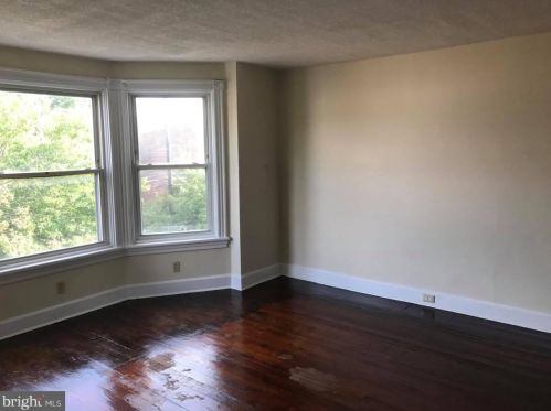 1322 Walnut St, Harrisburg, PA 17103-2239