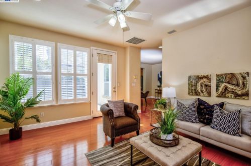 4103 Doak Ct, Pleasanton, CA 94568-8735