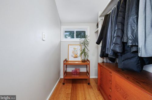 2231 Luzerne Ave, Silver Spring MD 20910-2133 exterior