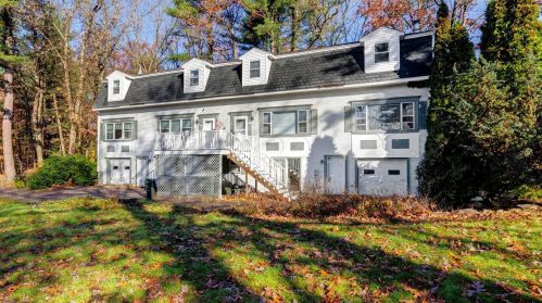 4 Sunset Dr, Londonderry, NH 03053-3196