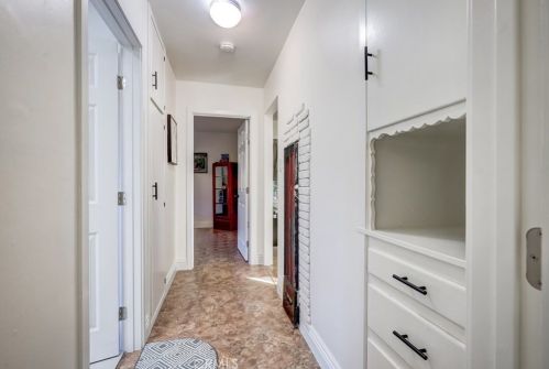 2062 Flower St, Santa Ana CA 92706-1928 exterior