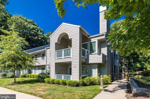11711 Summerchase Cir, Herndon, VA 20194-1131