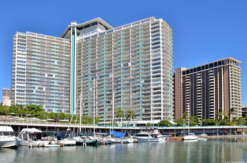 1777 Ala Moana Blvd, Honolulu HI  96815-1683 exterior