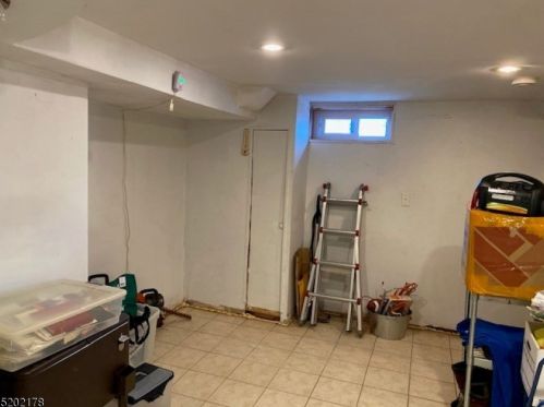 215 Linwood Ave, Paterson NJ 07502-1617 exterior