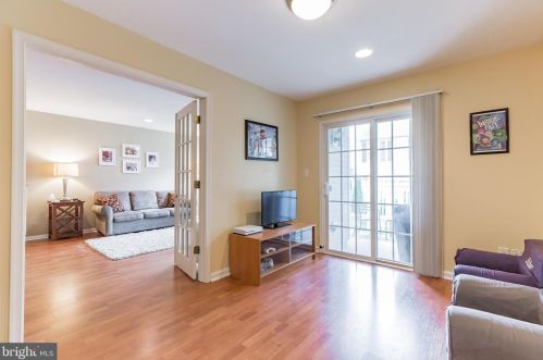 6507 Coventry Way, Mount Laurel NJ  08054-6828 exterior