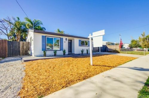1427 Santa Rosa St, Oceanside, CA 92058-1145