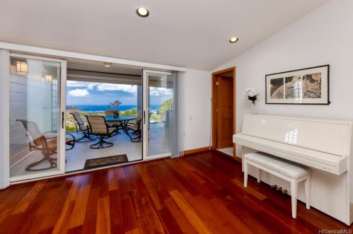 5140 Maunalani Cir, Honolulu HI  96816-4020 exterior