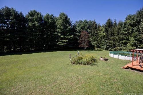 5 Anderson Rd, Wallingford, CT 06492-5542