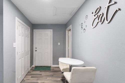 2421 Langston St, Fort Worth TX  76105-4356 exterior