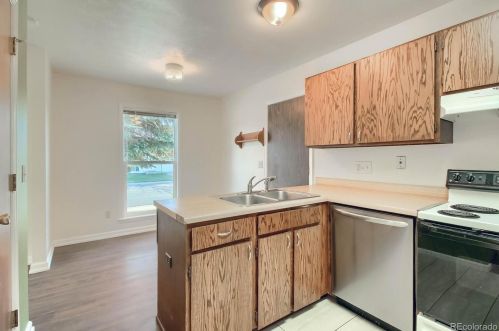 1618 Genoa St, Denver CO  80011-5325 exterior