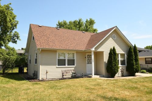 1609 Argyle Ln, Mokena, IL 60451-2501