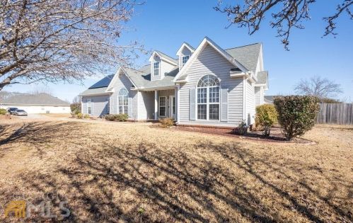 100 Santa Fe Ct, Warner Robins, GA 31088-6745