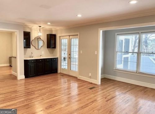 2216 Defoors Ferry Rd, Atlanta GA  30318-2324 exterior